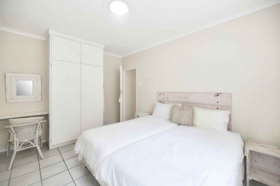 4 Bedroom Property for Sale in Voelklip Western Cape
